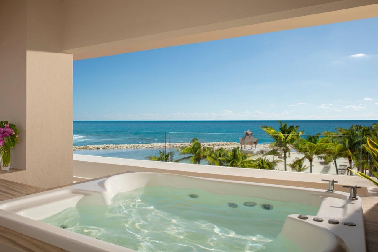 Resort Dreams Jade & Puerto Morelos